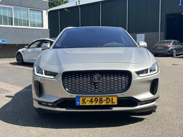 Jaguar I-PACE 2