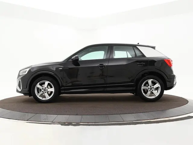 Audi Q2 35 TFSI 150pk S-tronic S Edition 2023 Benzine 12