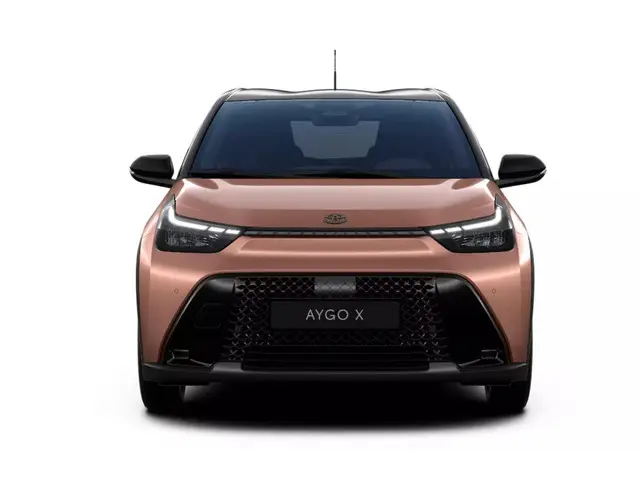 Toyota Aygo X Hybrid 115 envy, 2026 Hybride Benzine 15