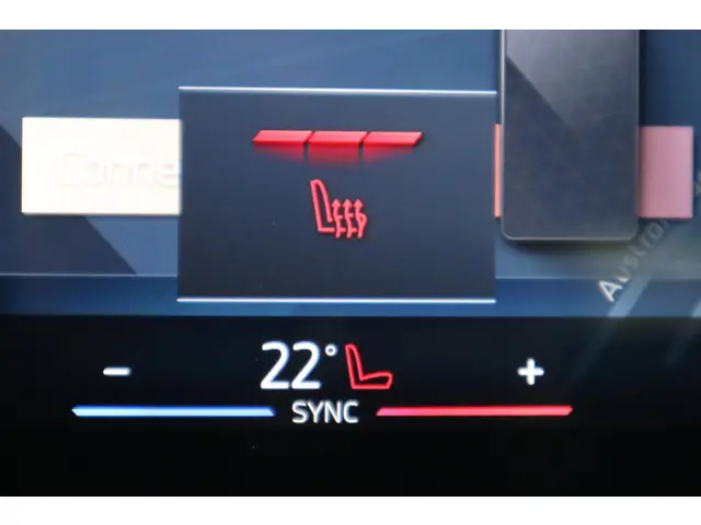 BMW 1 Serie 120 2025 Benzine 17