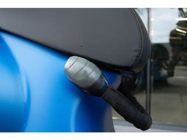 Vespa GTS 300 Supertech Notte ABS 2020 Benzine 6