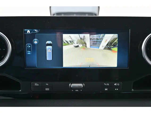 Mercedes-Benz Sprinter 317 CDI L2H2 Pro 2024 Diesel 6