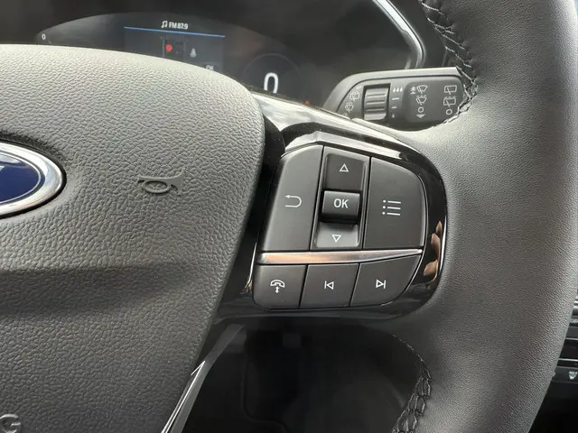Ford Kuga 2.5 PHEV Titanium 2025 Hybride Benzine 15