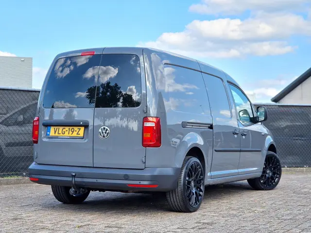Volkswagen Caddy Maxi 2.0 TDI L2H1 BMT 2018 Diesel 4