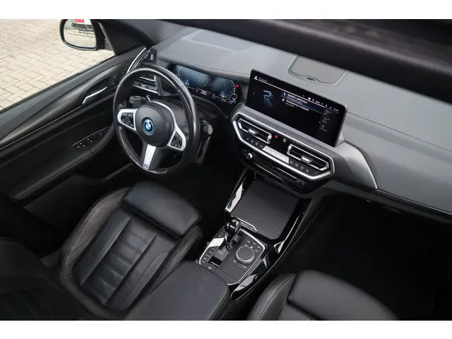 BMW X3 xDrive30e High Executive 2022 Hybride Benzine 11