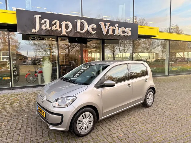 Volkswagen up! 1.0 move up! BlueMotion 2015 Benzine
