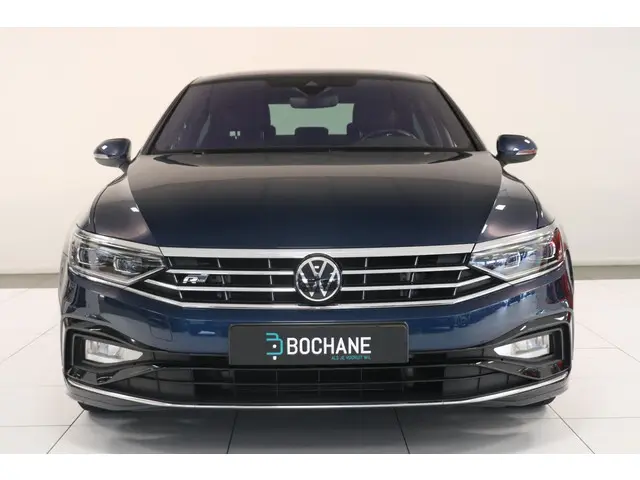 Volkswagen Passat 1.5 TSI R-Line Business + 2022 Benzine 17