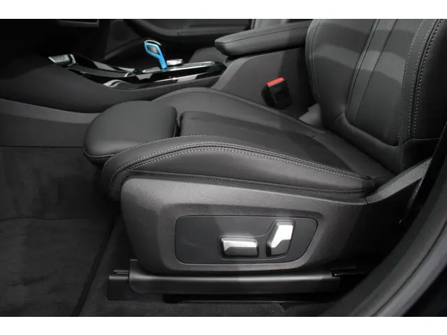 BMW iX3 Executive 74 kWh M-sport 2023 Elektrisch 22