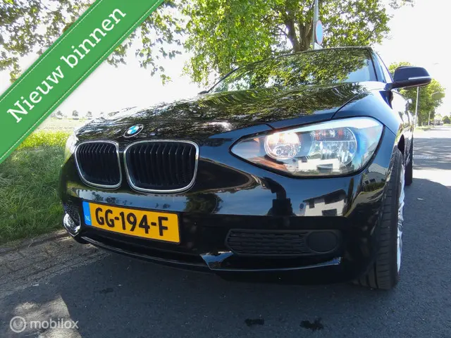BMW 1 Serie 114i EDE Business 2013 Benzine 3