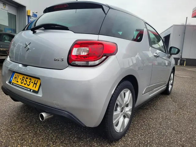 DS DS 3 1.2 PureTech So Chic 2015 Benzine 13