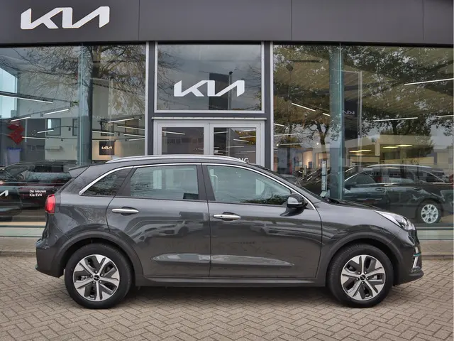 Kia e-Niro DynamicLine 64 kWh 2022 Elektrisch 5