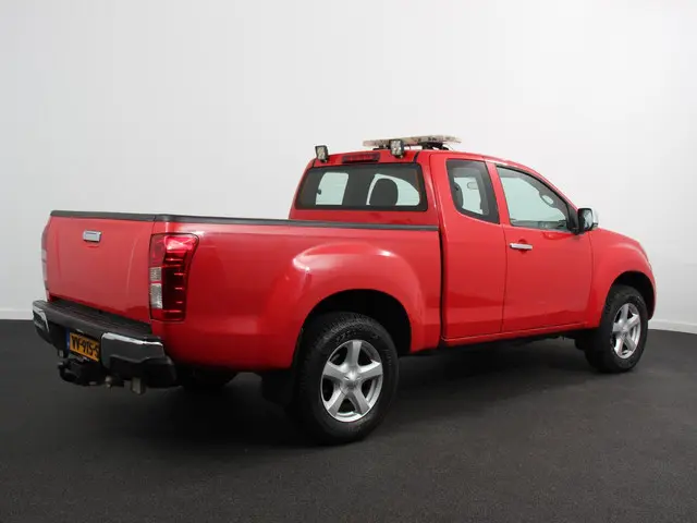 Isuzu D-Max 2.5 Extended Cab Automaat 4*4 2016 Diesel 5