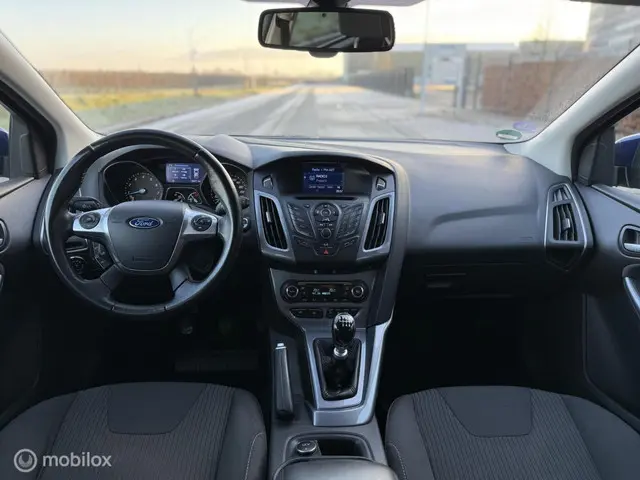 Ford Focus Wagon 1.0 EcoBoost Titanium 2013 Benzine 7