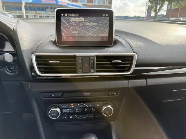 Mazda 3 2.0 TS+ 2015 Benzine 9