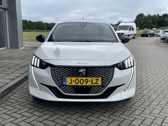 Peugeot e-208 EV GT 350 50 kWh 2020 Elektrisch 3