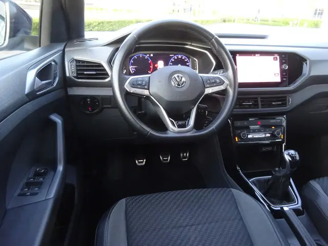 Volkswagen T-Cross 1.0 TSI R-Line 2020 Benzine 10
