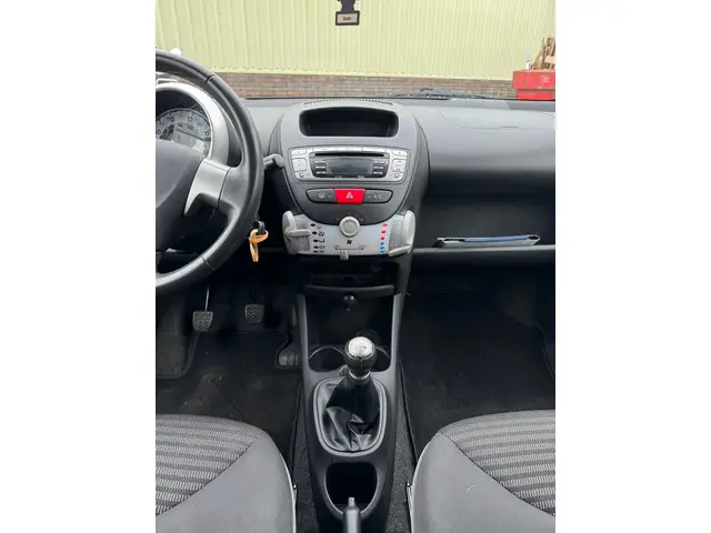 Peugeot 107 1.0 Sportium 2012 Benzine 5