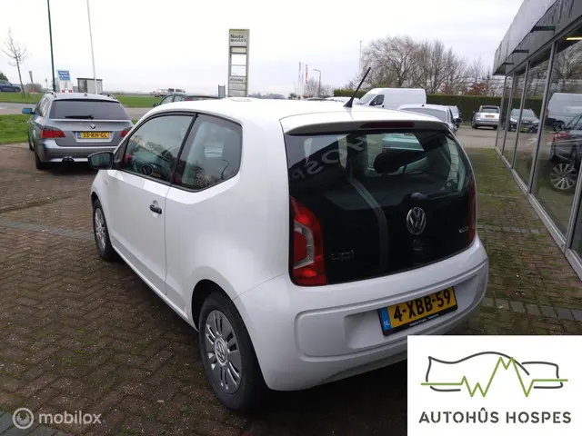 Volkswagen up! 1.0 groove up! BlueMotion 2014 Benzine 3