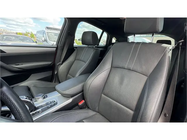 BMW X4 M40i High Executive 2017 Benzine 26