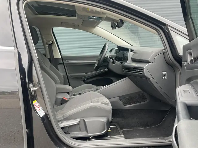 Volkswagen Golf 1.5 eTSI R-Line 2020 Benzine 15