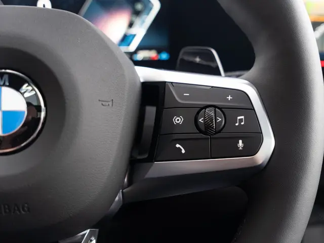 BMW X1 xDrive23i 2025 Benzine 31