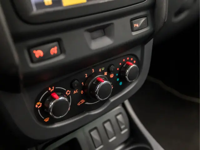 Dacia Duster 1.2 TCe 4x2 Prestige 2014 Benzine 9