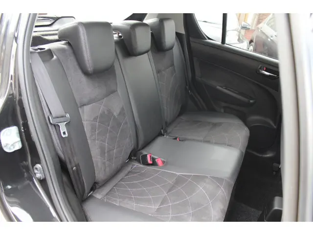 Suzuki Swift 1.2 X-tra 5drs. EASSS 2015 Benzine 12