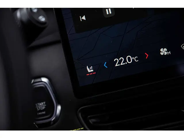 Lynk & Co 01 1.5 Core 2026 Hybride Benzine 23