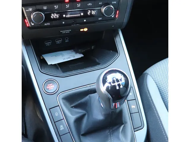 SEAT Arona 1.0 TSI Style Business Intense 2019 Benzine 11
