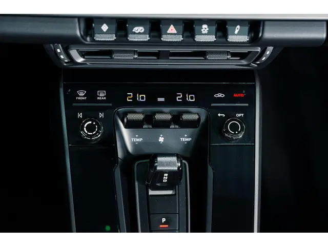 Porsche 911 Carrera 4S Cabriolet 2020 Benzine 27