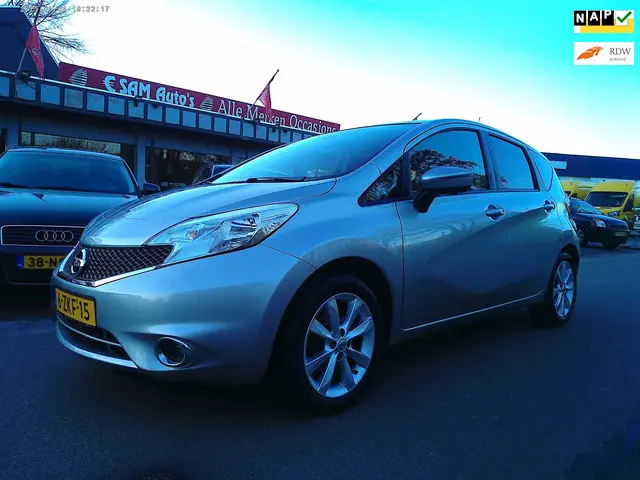 Nissan Note 1.2 DIG-S Tekna ( NAVI +Airco ) 2015 Benzine