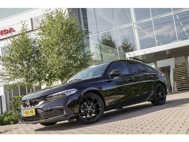 Honda Civic 2.0i e:HEV SPORT 2023 Hybride Benzine 31