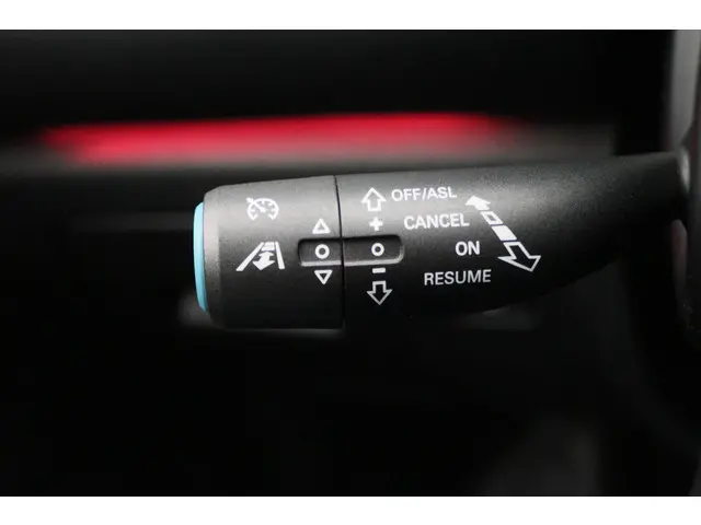 MG EHS 1.5 TGDI Luxury 2021 Hybride Benzine 37