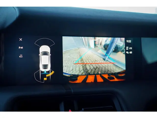 Porsche Taycan Performance 84 kWh 2021 Elektrisch 30