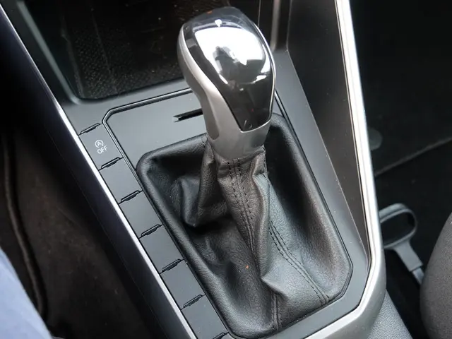 Volkswagen Polo 1.0 TSI Life AUTOM. 2022 Benzine 21