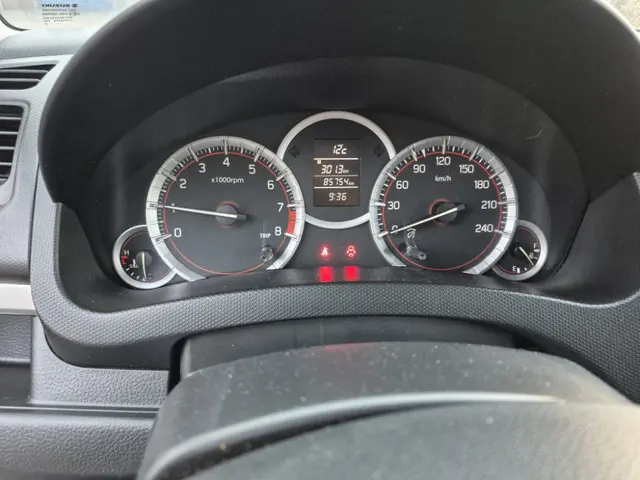 Suzuki Swift 1.6 Sport 2014 Benzine 9