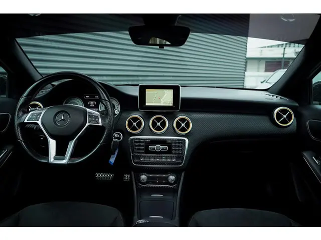 Mercedes-Benz A-Klasse 250 Sport 2014 Benzine 7