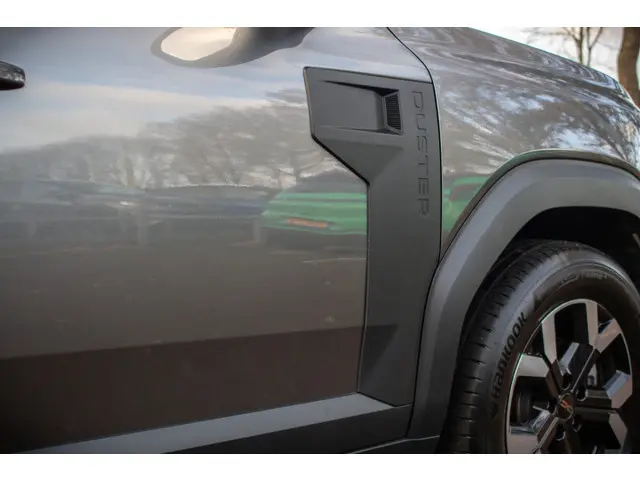 Dacia Duster extreme hybrid 140 2024 Hybride Benzine 41