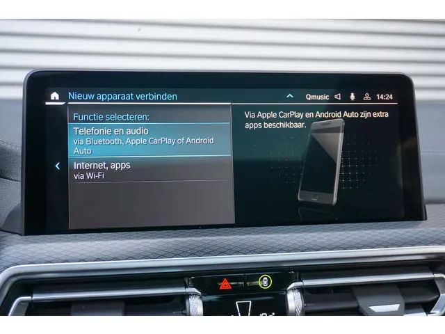 BMW iX3 80 kWh 2023 Elektrisch 31