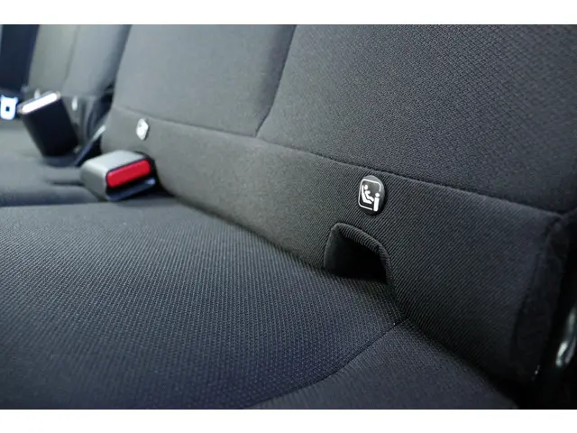 Toyota Aygo X 1.0 VVT-i MT Play, 2024 Benzine 21