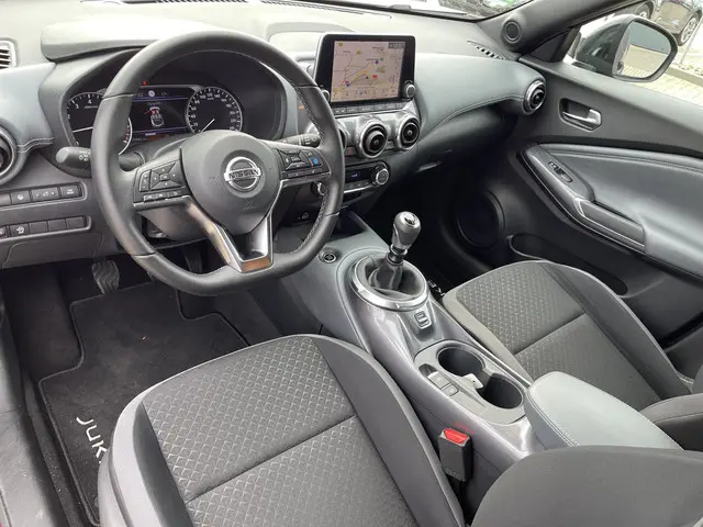 Nissan Juke 1.0 DIG-T N-Design 2022 Benzine 10