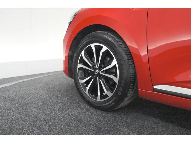 Renault Clio 1.0 TCe 90 GPF techno 2025 Benzine 21