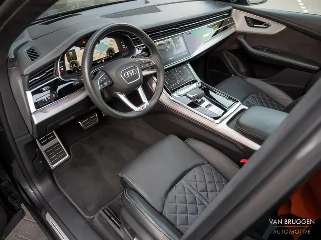 Audi Q8 55 TFSI e quattro S-Line 2021 Hybride Benzine 13