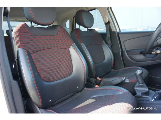 Renault Captur 0.9 TCe Helly Hansen 2015 Benzine 20