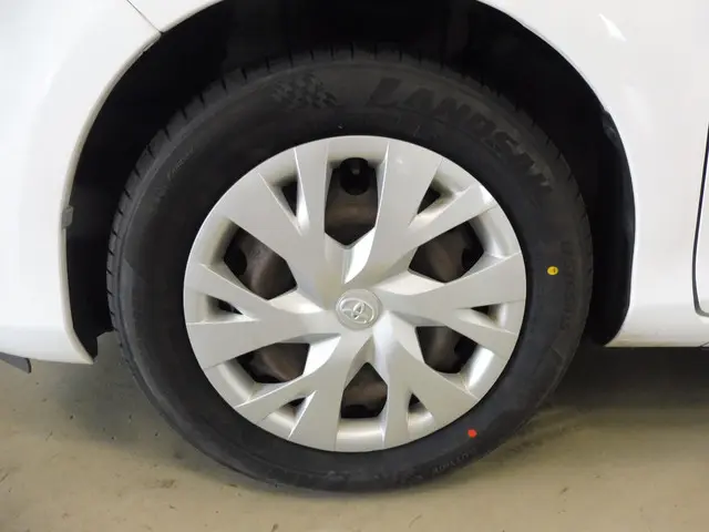 Toyota Yaris 1.5 Hybrid Aspiration 2017 Hybride Benzine 14
