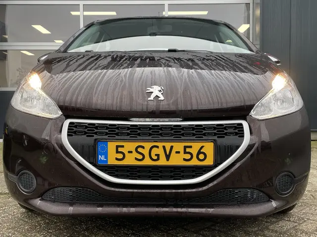 Peugeot 208 1.2 VTi Access 2013 Benzine 4
