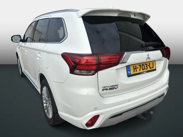 Mitsubishi Outlander 2.4 PHEV Pure+ 2020 Hybride Benzine 5