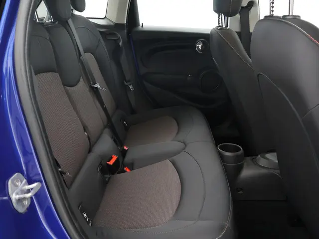MINI 5-Deurs Mini 1.5 COOPER SALT AUT. 2018 Benzine 13