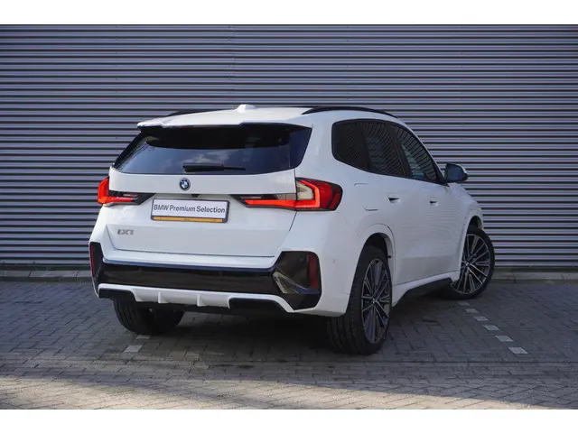 BMW iX1 eDrive20 2025 Elektrisch 2