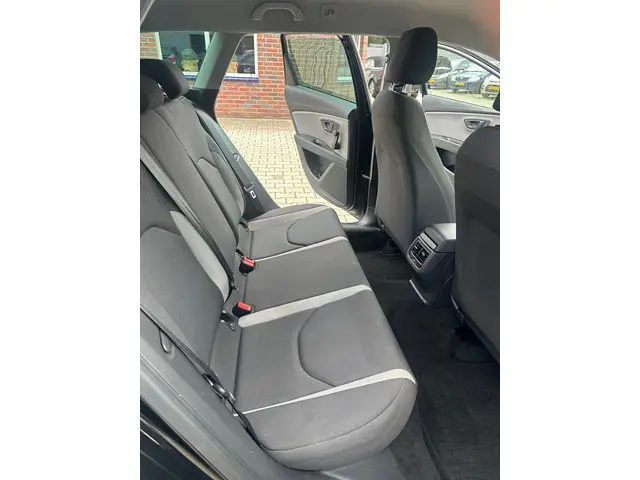 SEAT Leon ST 1.2 TSI Style 2015 Benzine 23